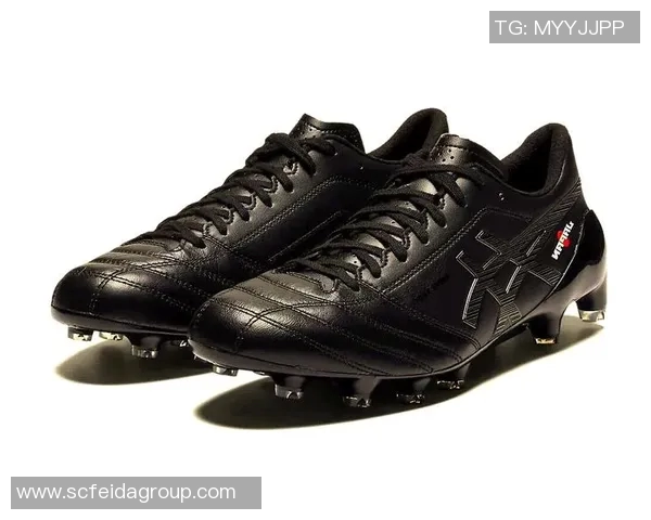 各大足球明星专属足球鞋的设计理念与性能分析 各大足球明星专属足球鞋的设计理念与性能分析