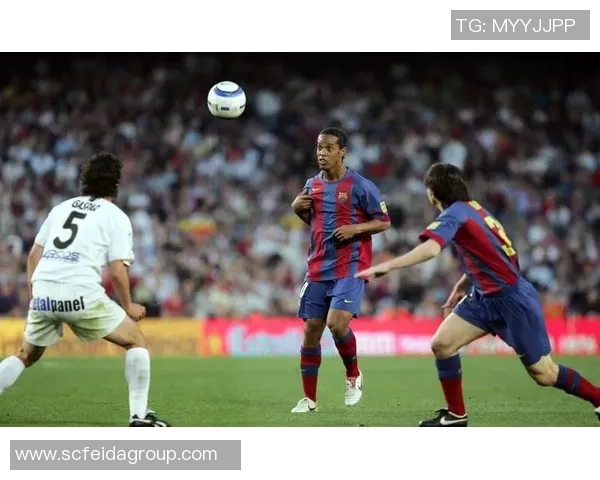 探索世界最早足球明星的传奇故事与影响力