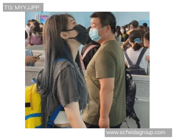 美女偶遇足球明星瞬间视频引发热议网友纷纷点赞称羡慕不已 美女偶遇足球明星瞬间视频引发热议网友纷纷点赞称羡慕不已