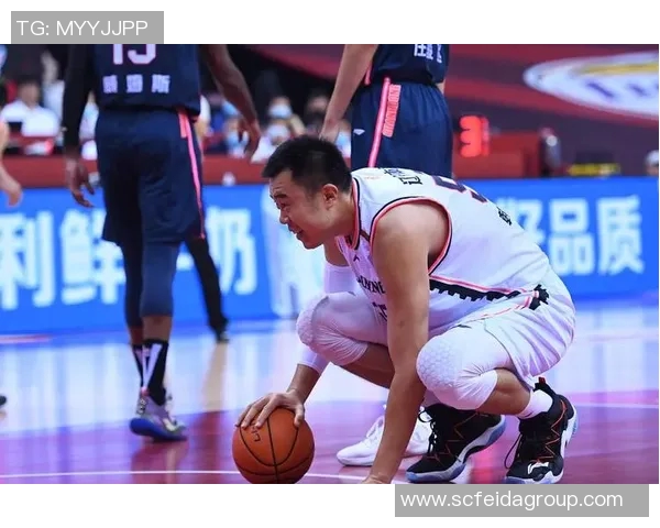 篮球明星长川的传奇之路与奋斗精神的启示