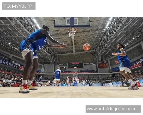 篮球明星即兴舞蹈视频展现运动与艺术完美结合的精彩瞬间 篮球明星即兴舞蹈视频展现运动与艺术完美结合的精彩瞬间